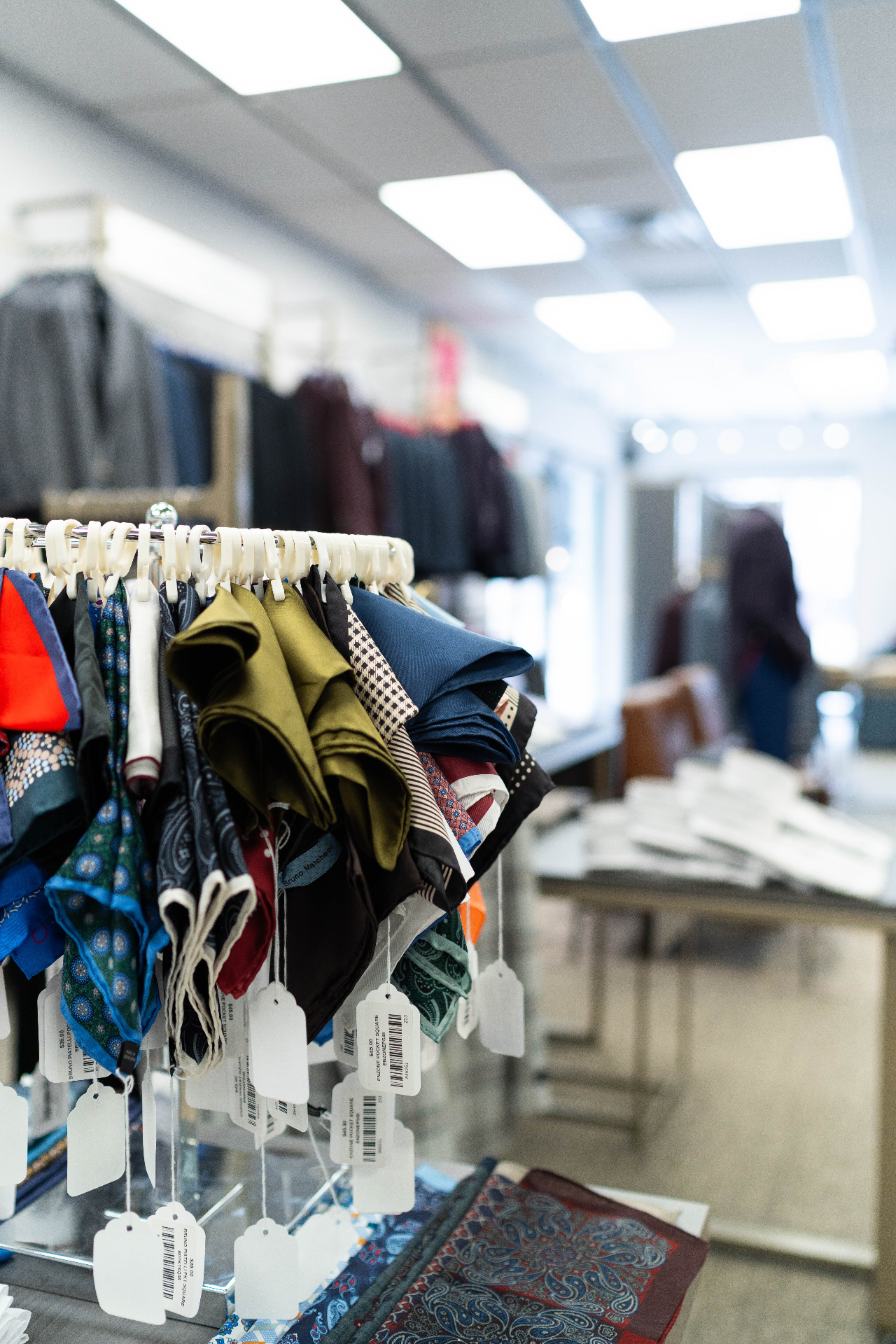 Prom Suits Des Moines | HENRY's Clothing, Expert Fittings & Tailoring